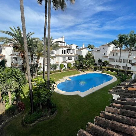 Apartamentos Naranjos Del Sol Marbellac Extérieur photo