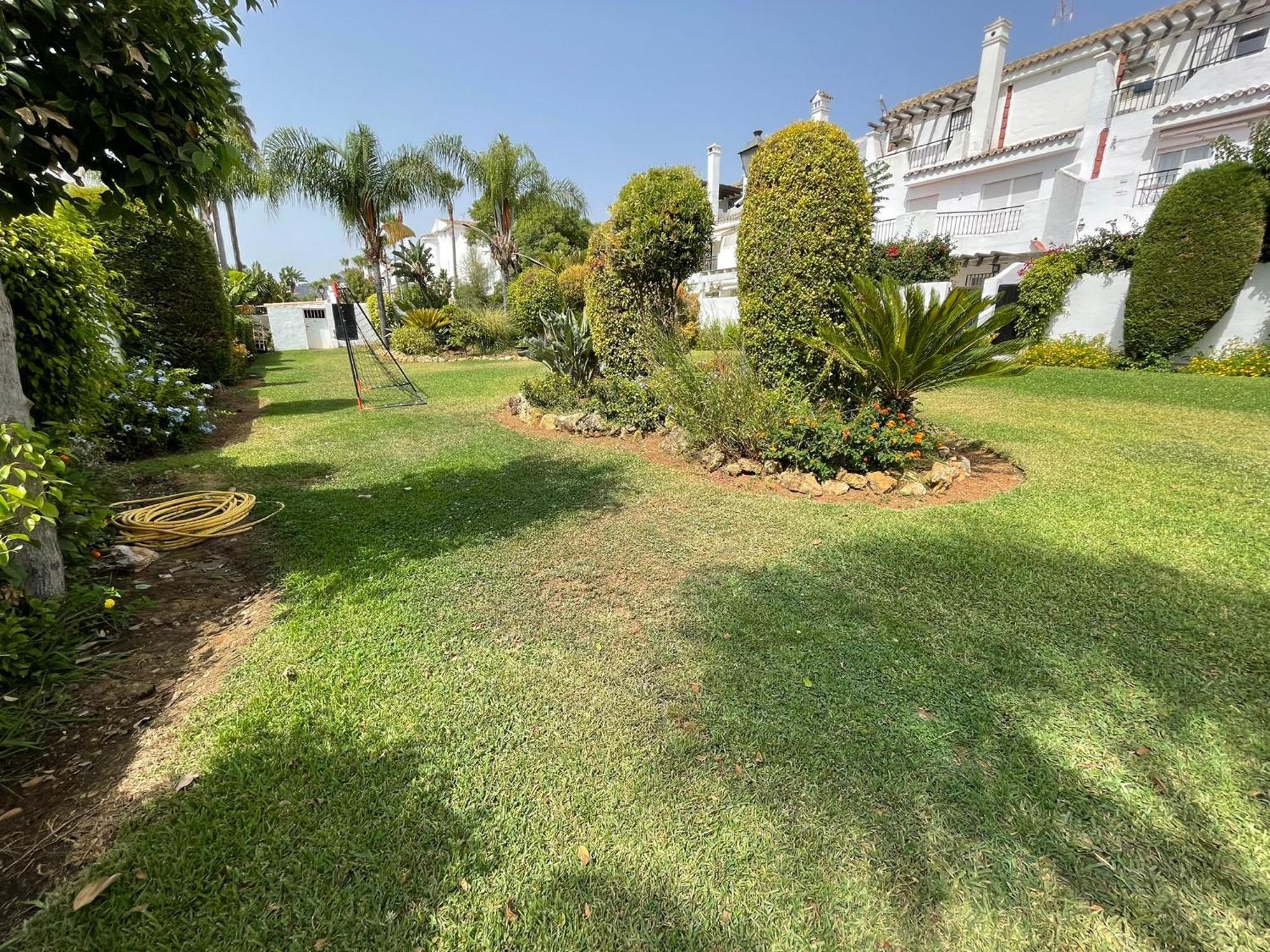 Apartamentos Naranjos Del Sol Marbellac Extérieur photo
