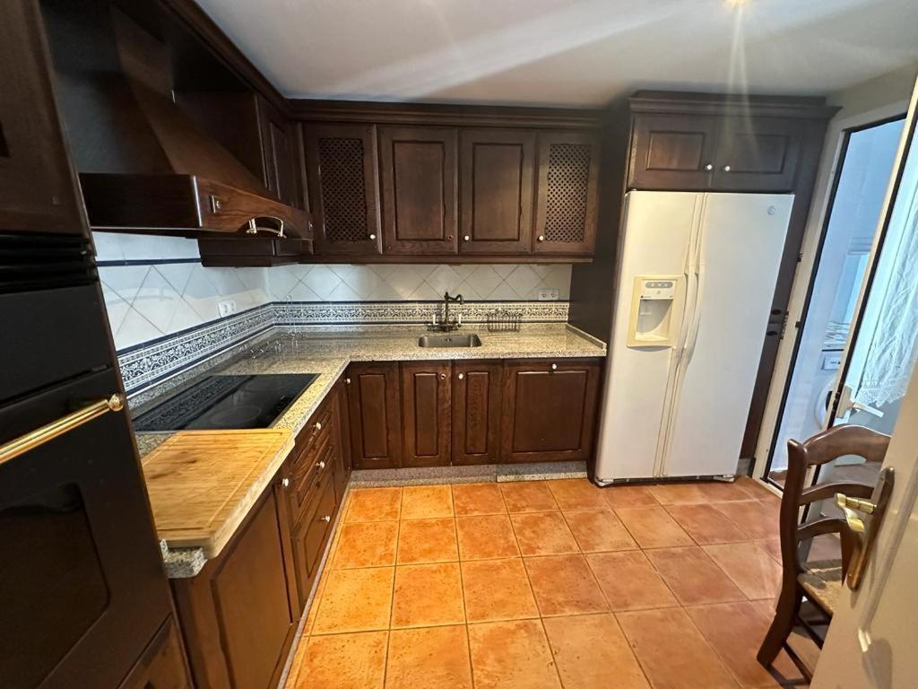 Apartamentos Naranjos Del Sol Marbellac Extérieur photo