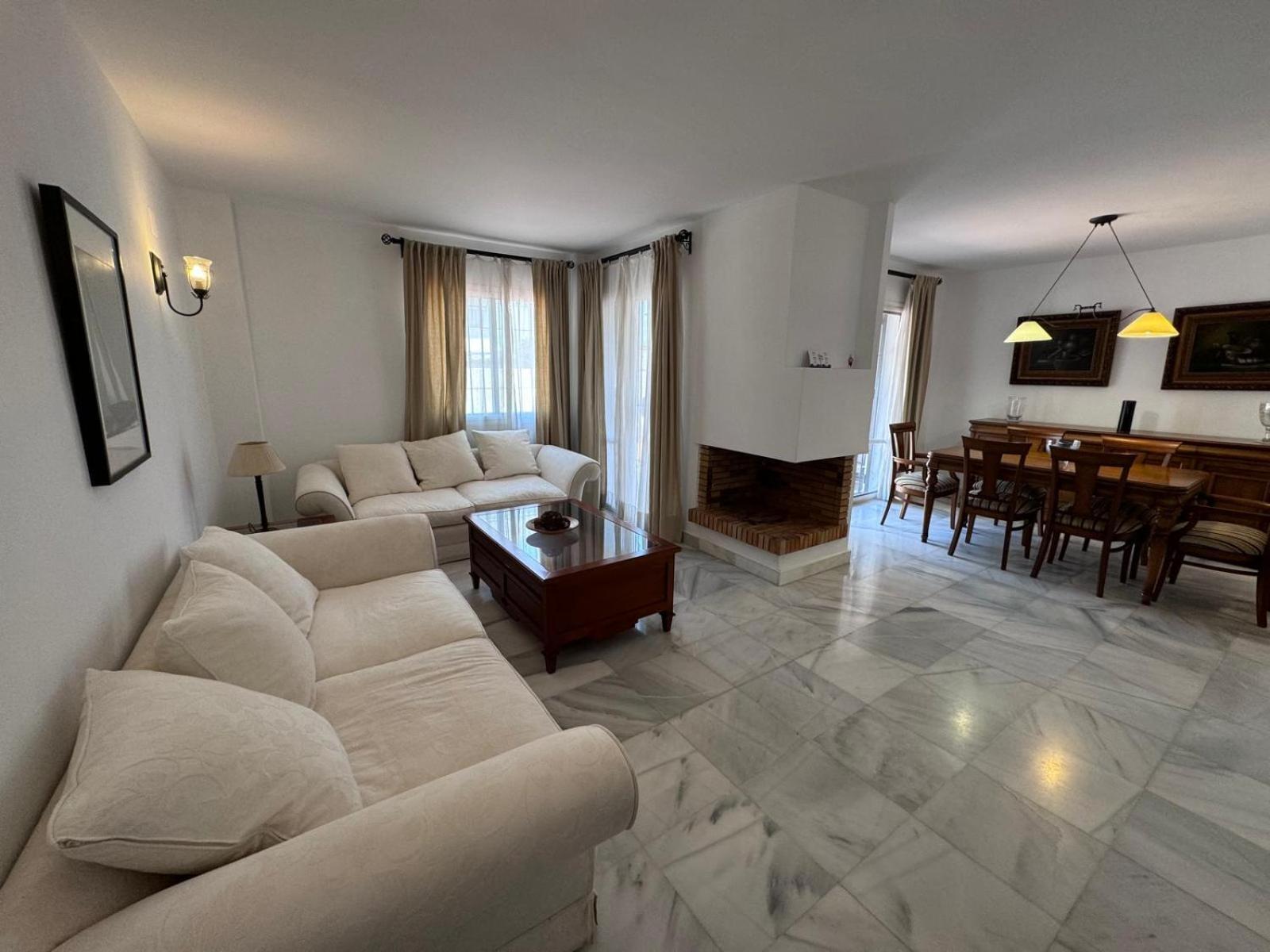 Apartamentos Naranjos Del Sol Marbellac Extérieur photo
