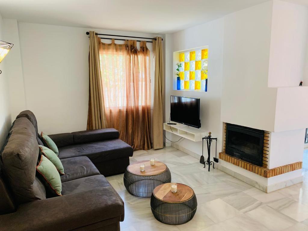 Apartamentos Naranjos Del Sol Marbellac Extérieur photo