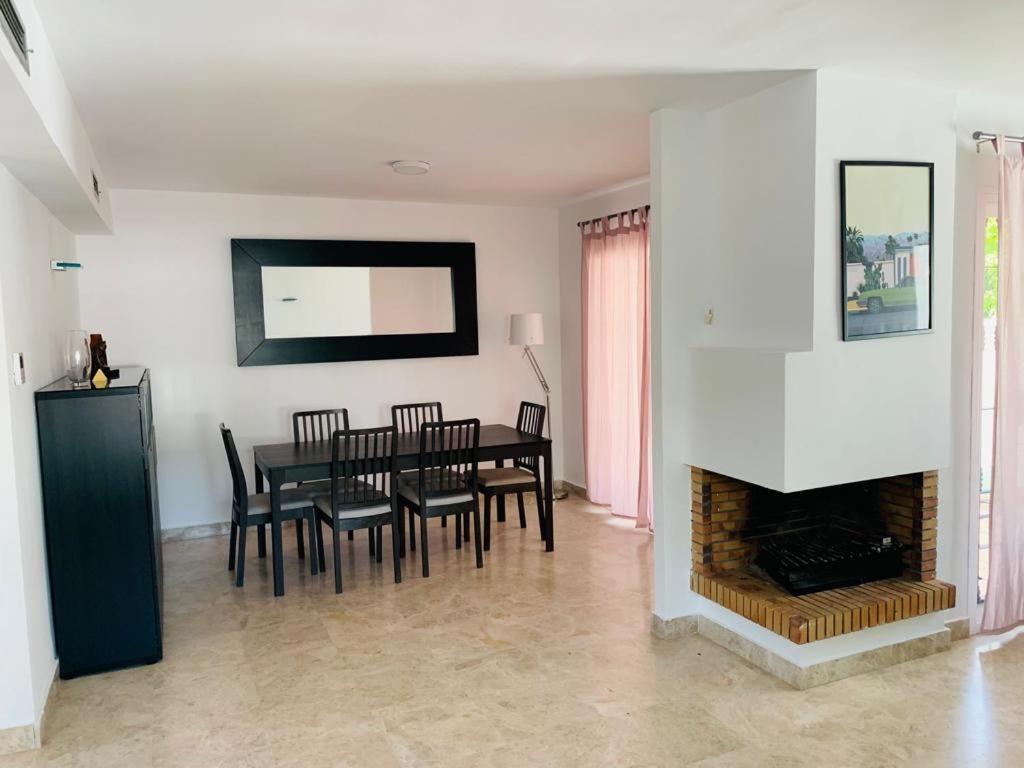 Apartamentos Naranjos Del Sol Marbellac Extérieur photo