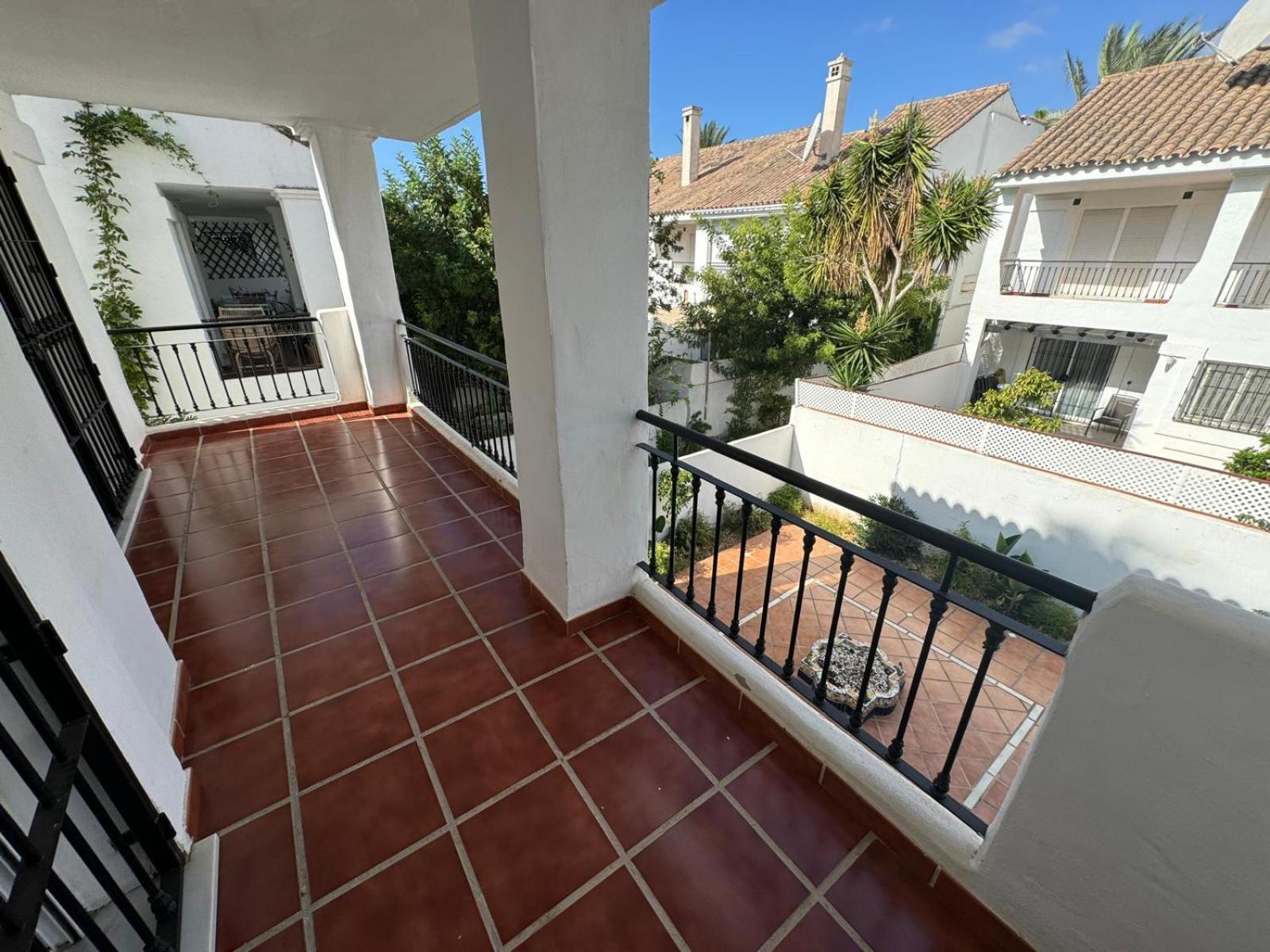 Apartamentos Naranjos Del Sol Marbellac Extérieur photo