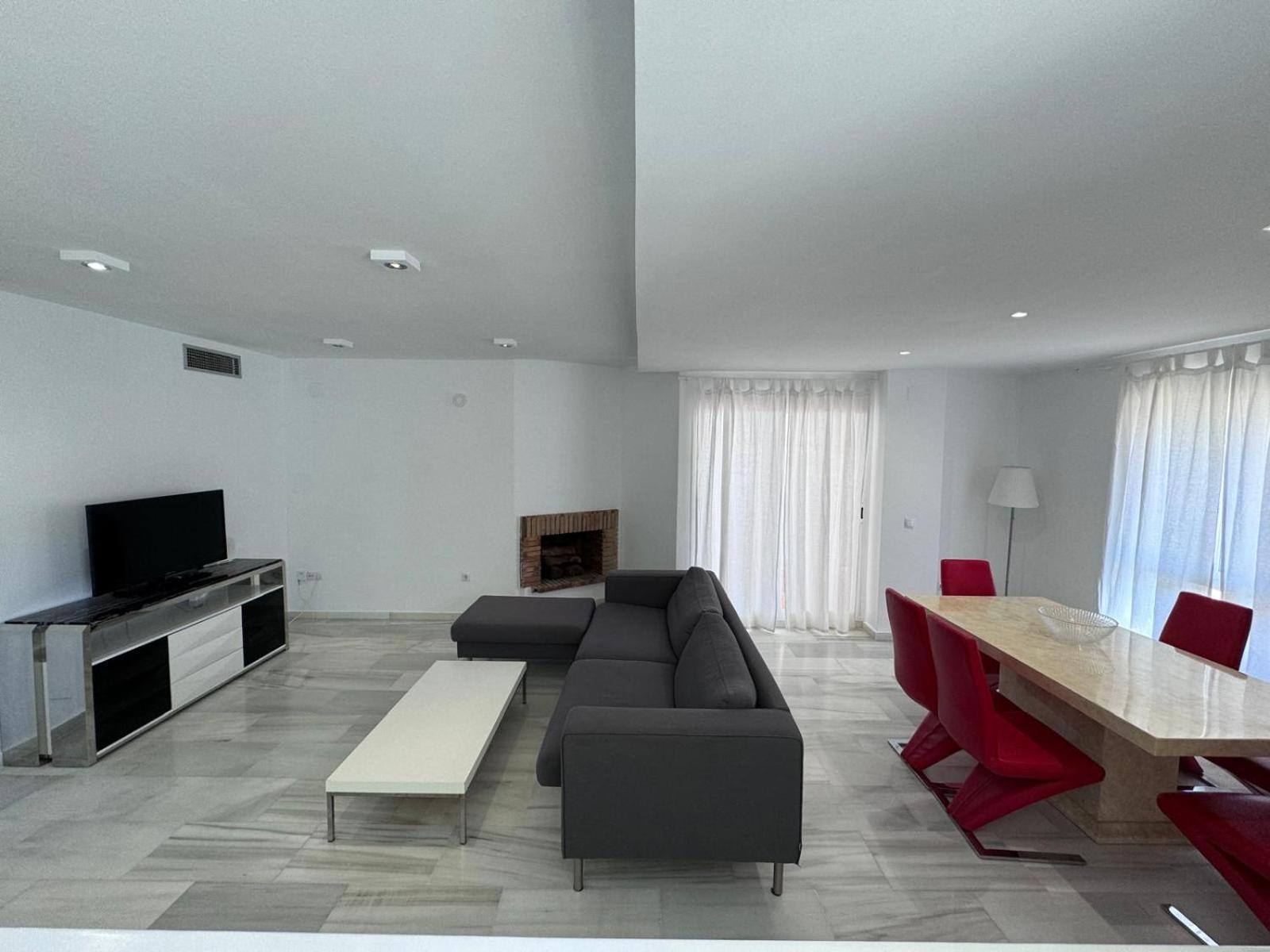Apartamentos Naranjos Del Sol Marbellac Extérieur photo