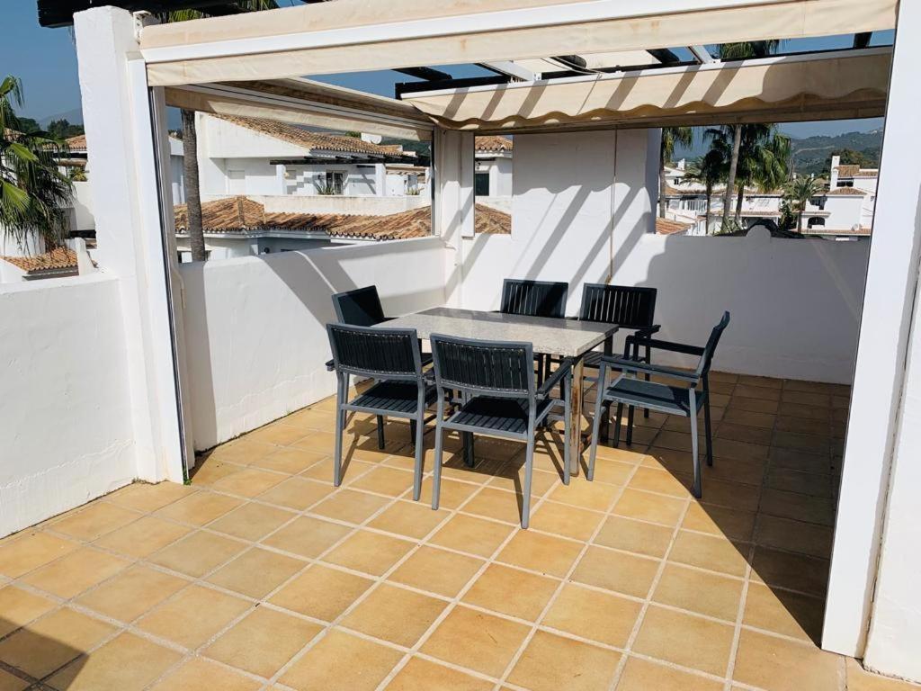 Apartamentos Naranjos Del Sol Marbellac Extérieur photo